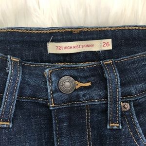 Levi’s 721 High Rise